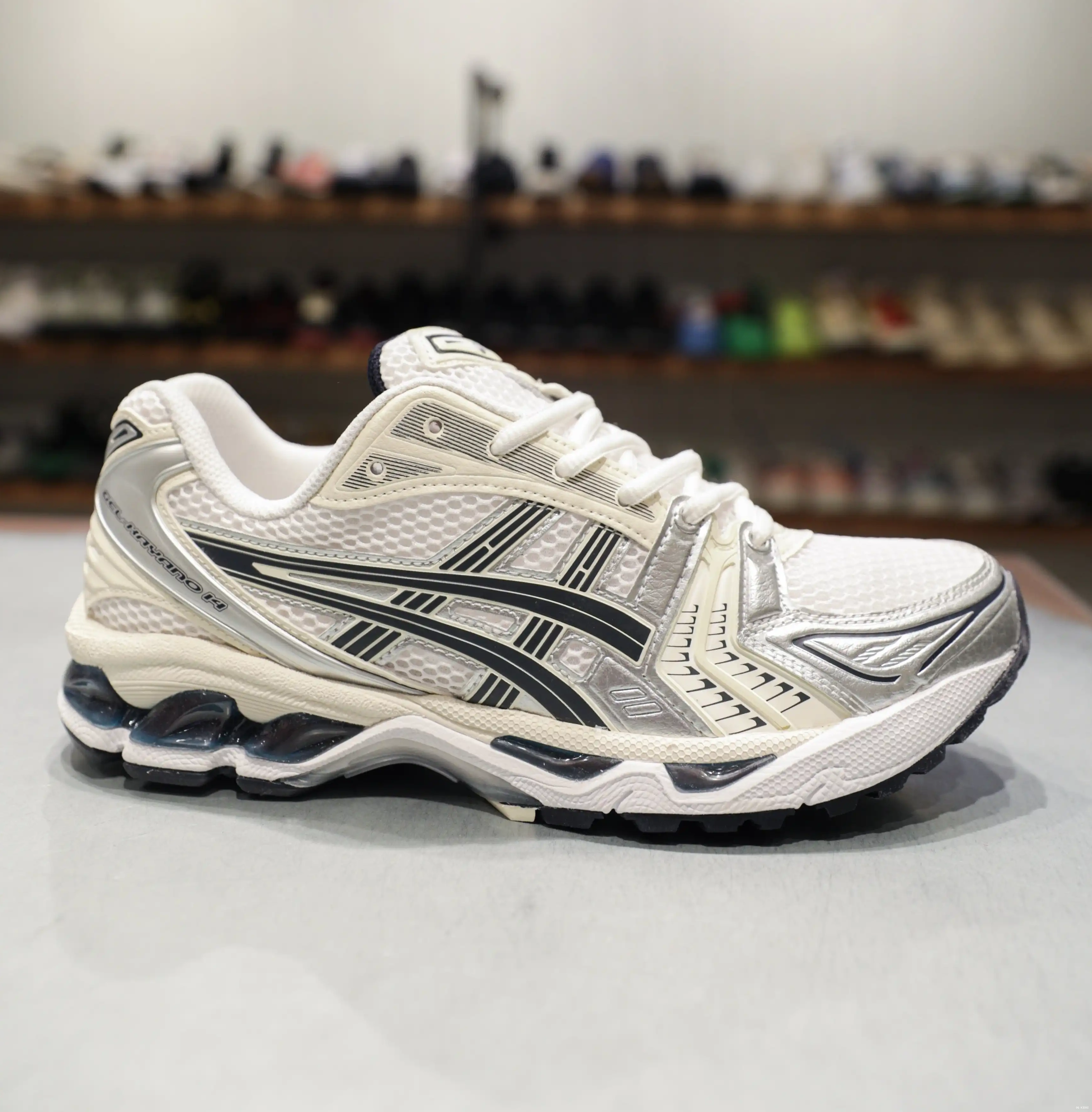 ASICS White W Gel-Kayano 14 Midnight 0501